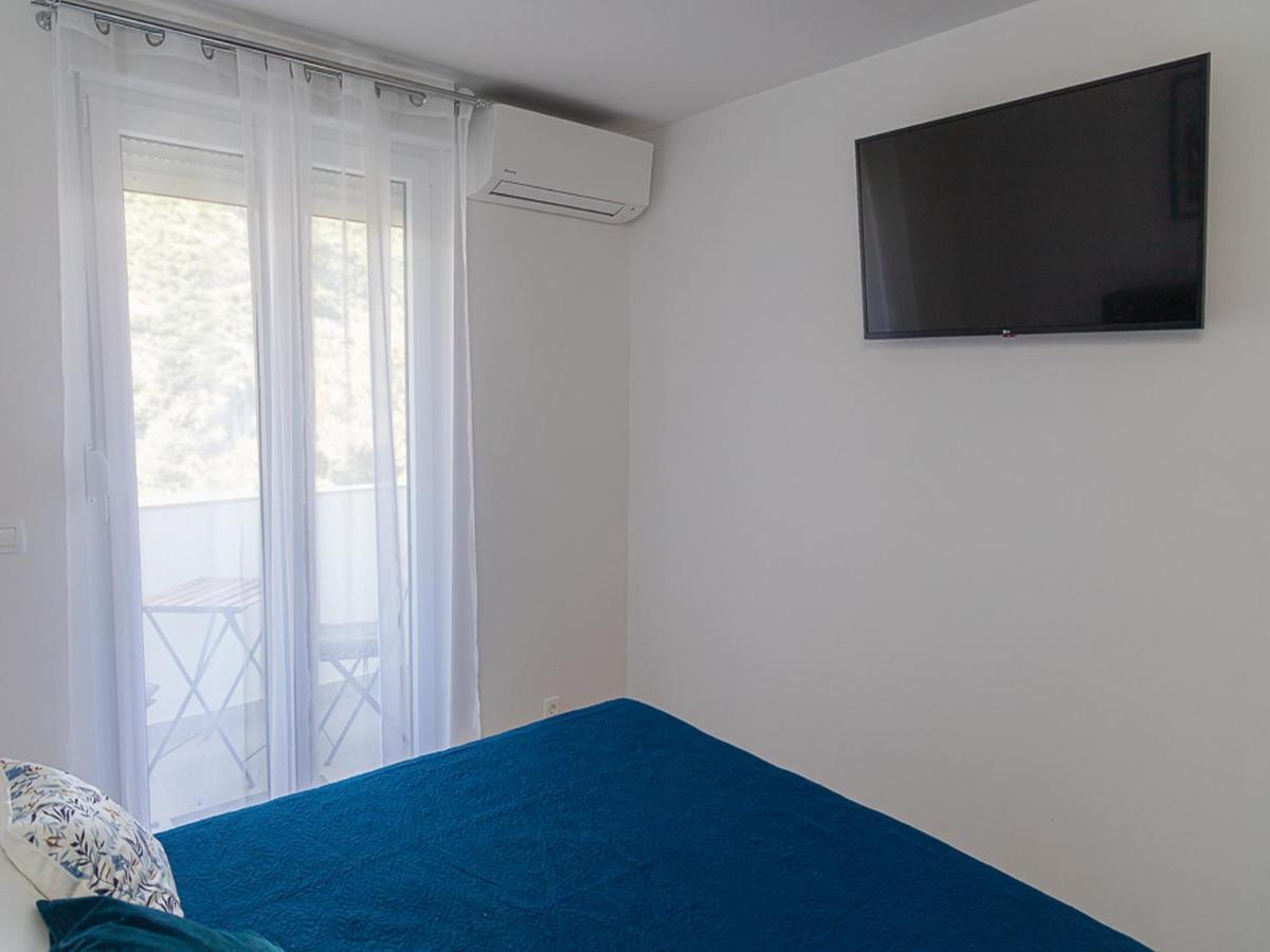 Apartment Matea Mokosica Bagian luar foto