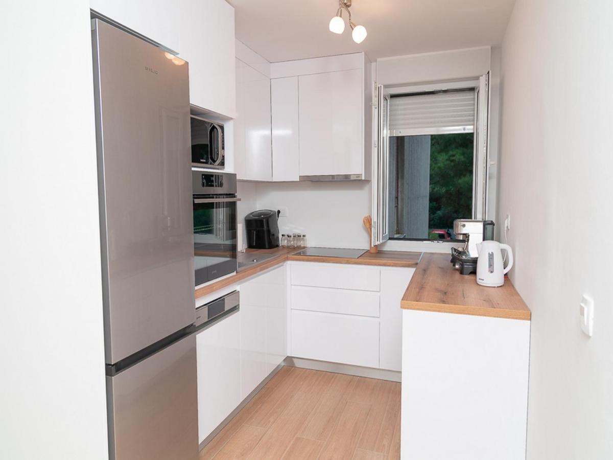 Apartment Matea Mokosica Bagian luar foto